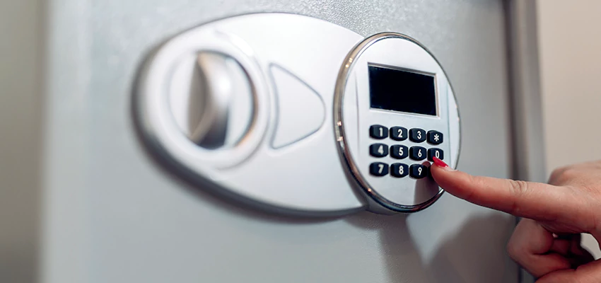 Jewelry Safe Cracking in Cudahy, California